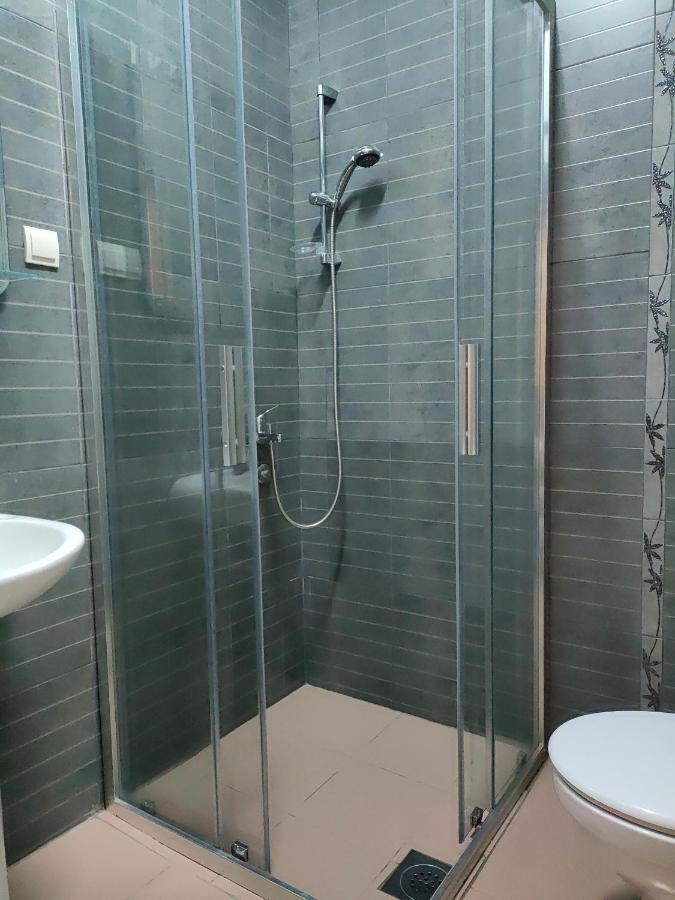 Studio Apartman Rea Kotor Exterior foto