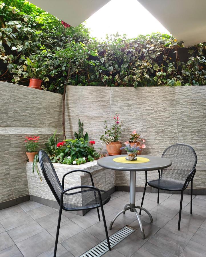 Studio Apartman Rea Kotor Exterior foto