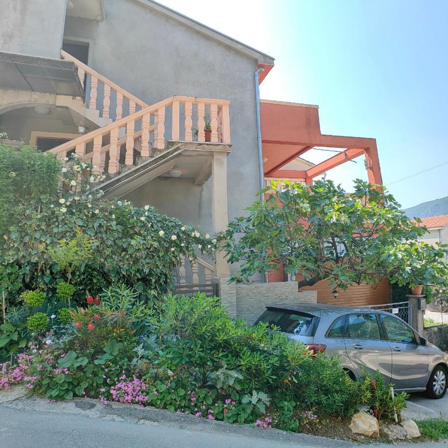 Studio Apartman Rea Kotor Exterior foto